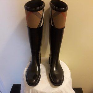 Burberry Cross hill  Nova Check